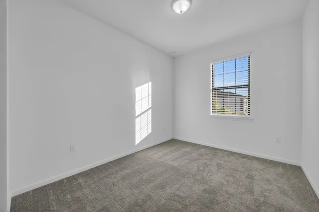 $2,850 | 7582 Southwest Linus Lane, Stuart, FL 34994