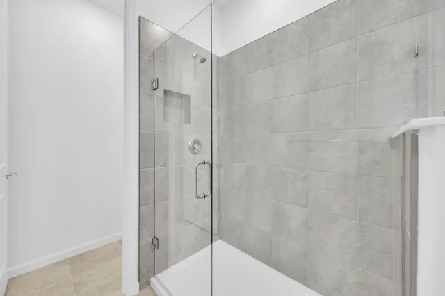 $2,850 | 7582 Southwest Linus Lane, Stuart, FL 34994