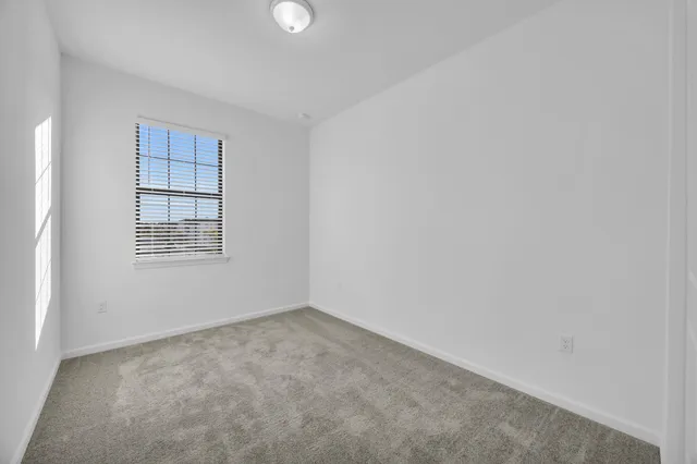 $2,850 | 7582 Southwest Linus Lane, Stuart, FL 34994