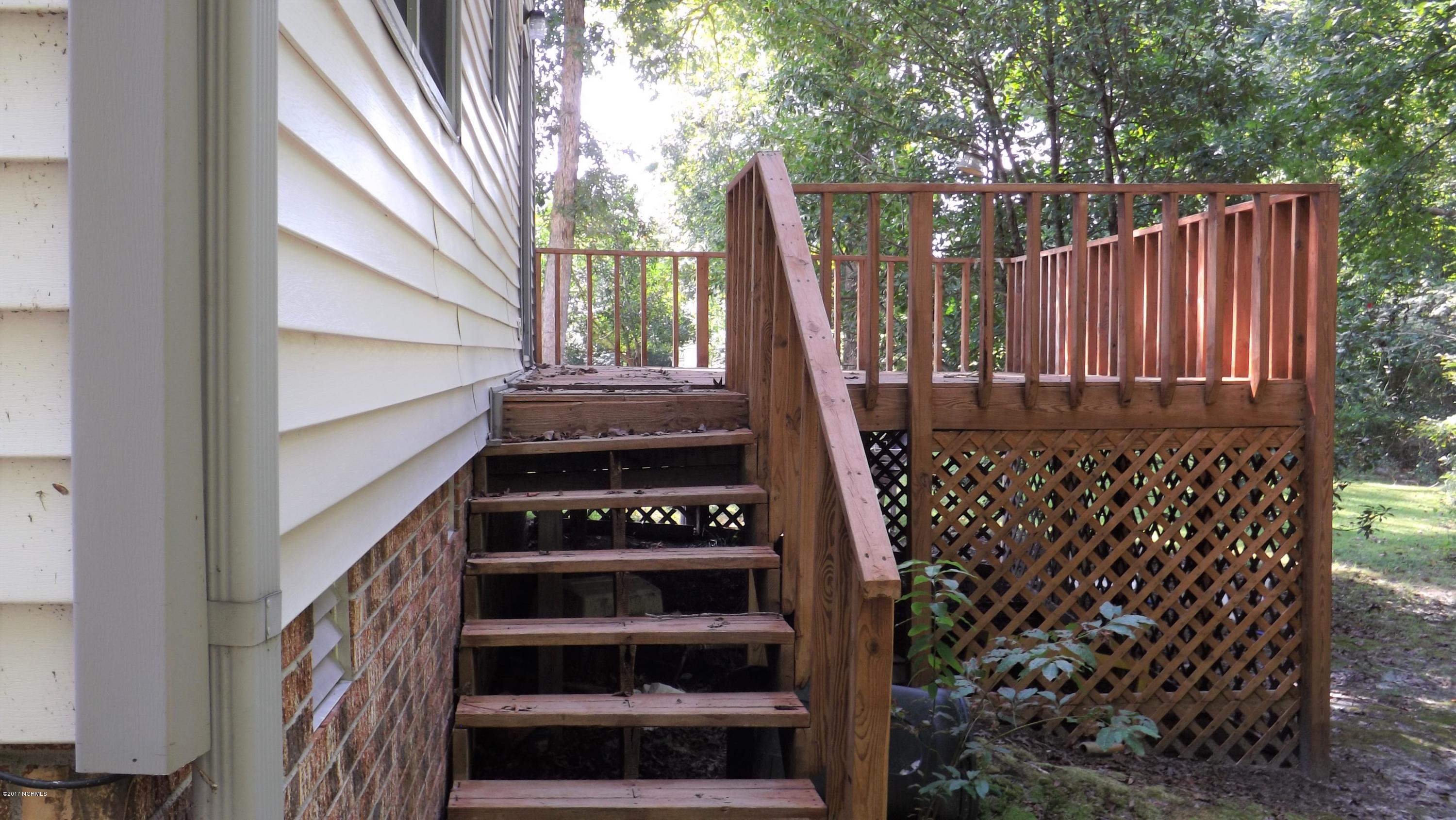 509 Mill Street Greenville, NC 27858 - Photo 5 of 26 DSCF0424