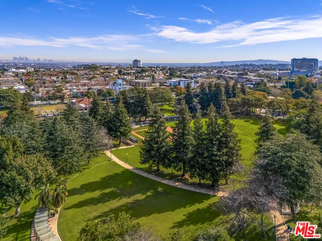 $3,995 | 9756 West Olympic Boulevard, Beverly Hills, CA 90212