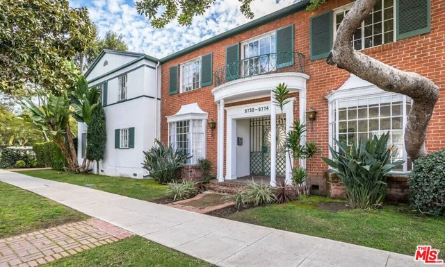 $3,995 | 9756 West Olympic Boulevard, Beverly Hills, CA 90212