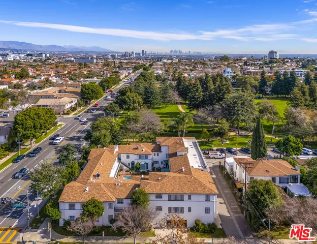 $3,995 | 9756 West Olympic Boulevard, Beverly Hills, CA 90212