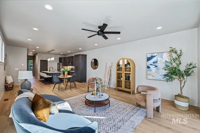 $719,900 | 1519 South Lincoln Avenue, Boise, ID 83706