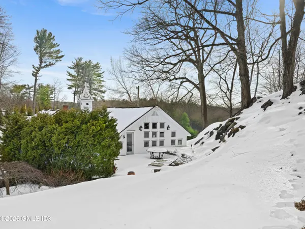 $2,395,000 | 332 Riversville Road, Greenwich, CT 06831