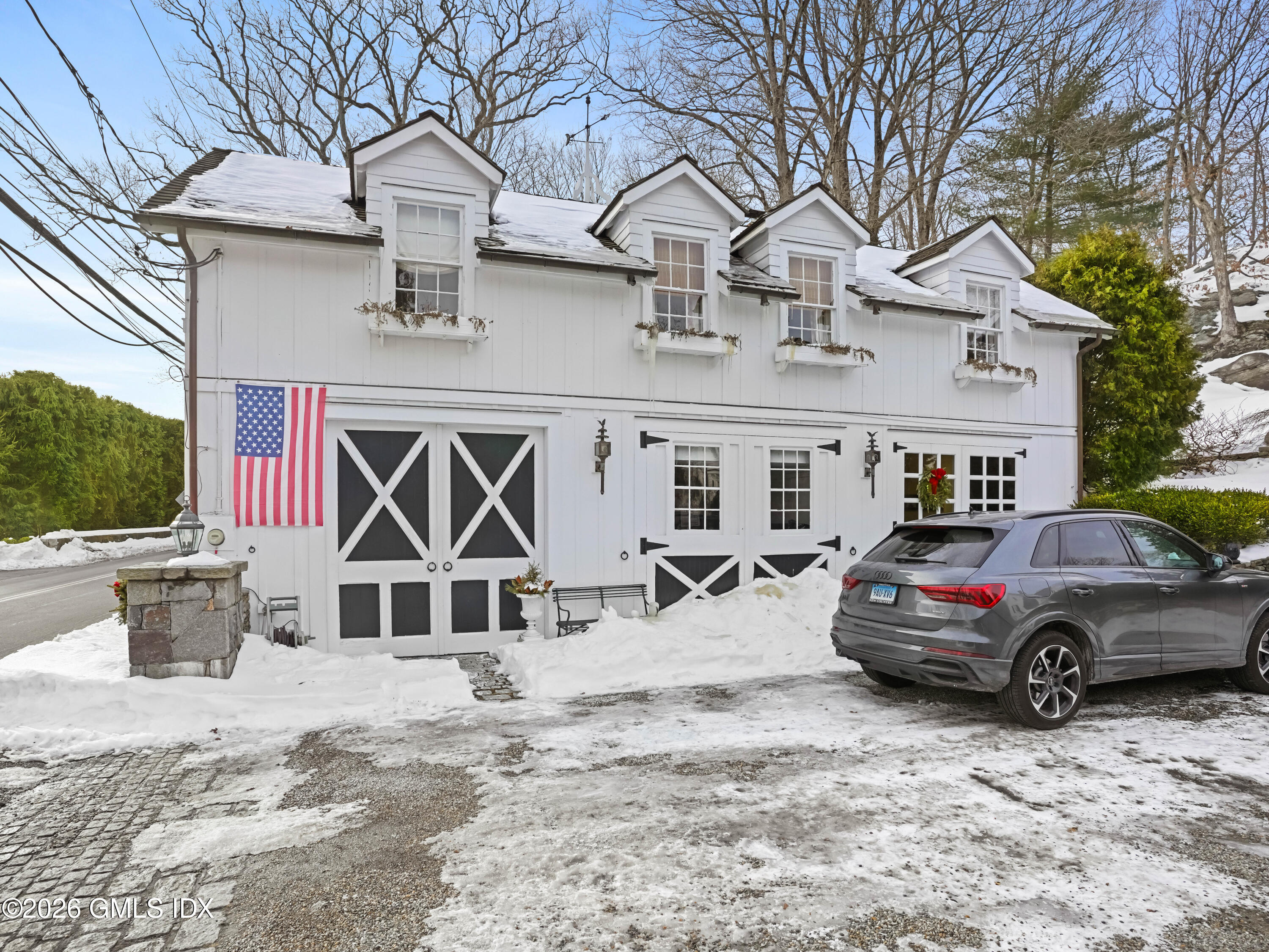 332 Riversville Road Greenwich, CT 06831 - Photo 9 of 23 3 S Front View