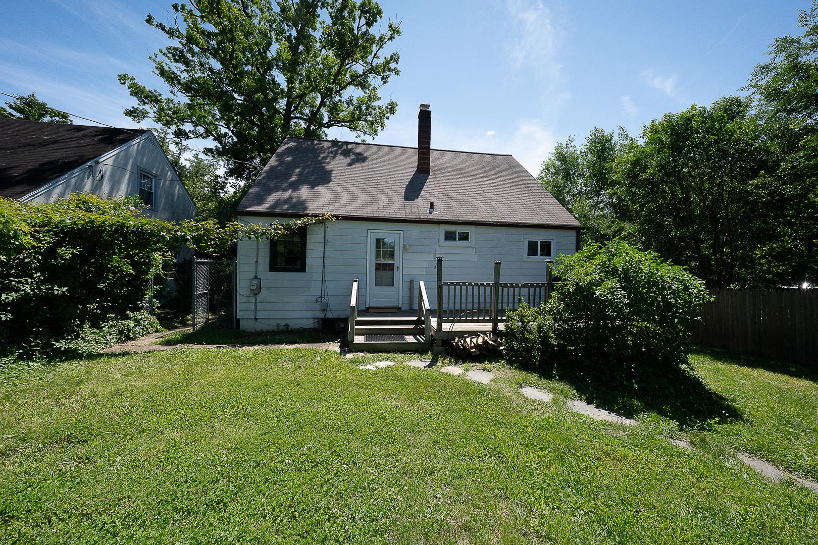35 Eastwood Road Berwyn, PA 19312 - Photo 24 of 30