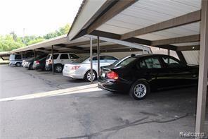 30052 West Twelve Mile Road, Unit 71 Farmington, MI 48334 - Photo 8 of 9