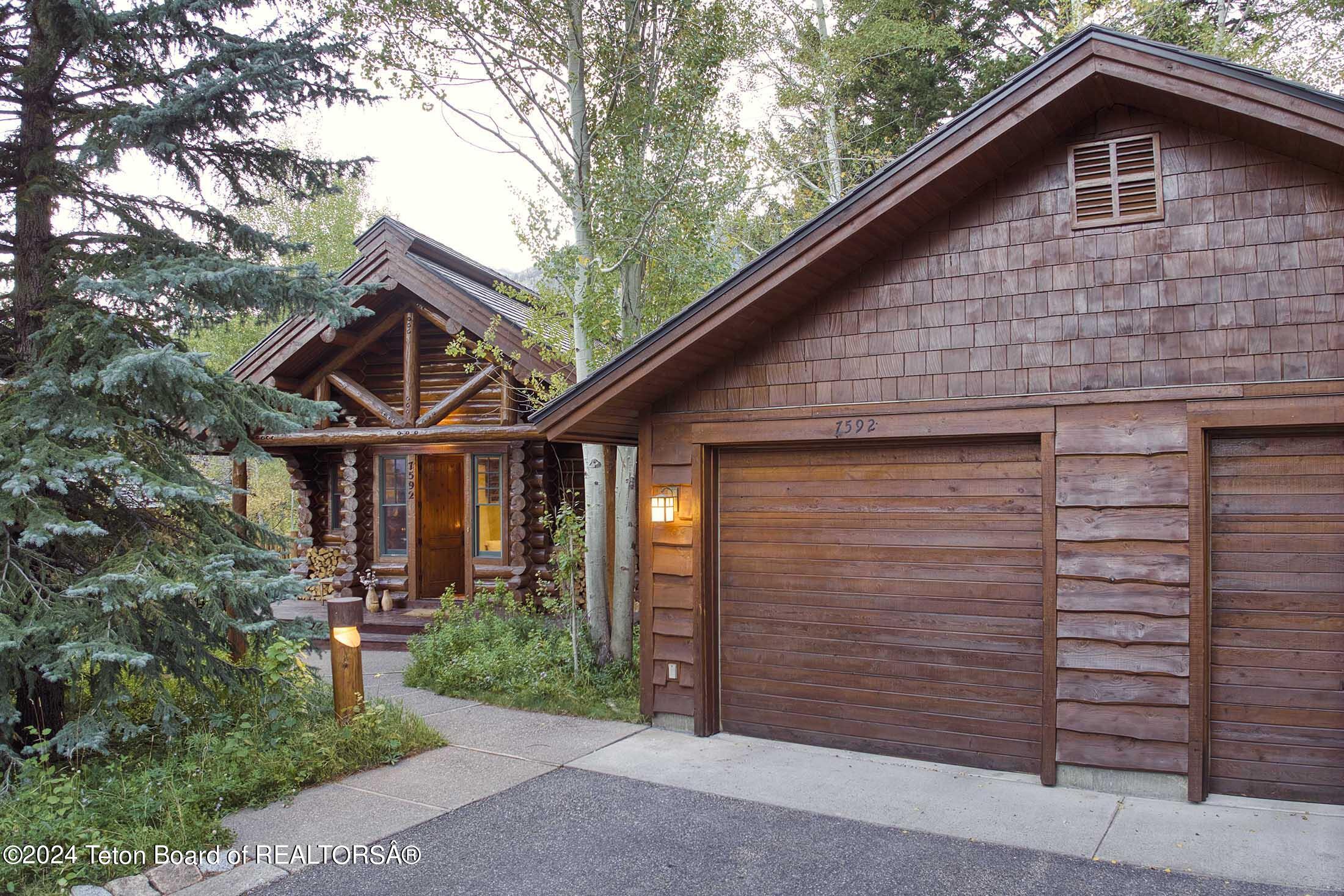 7592 Obsidian Road Teton Village, WY 83025 - Photo 5 of 33 teton-village-real-estate-ski-in-out-070