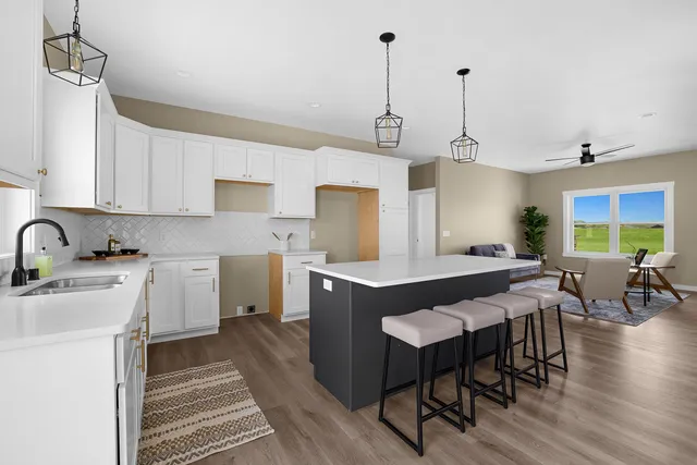 $459,900 | 662 Boone Lane, Holmen, WI 54636