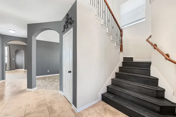 $2,400 | 204 Echo Brook Lane, Dickinson, TX 77539
