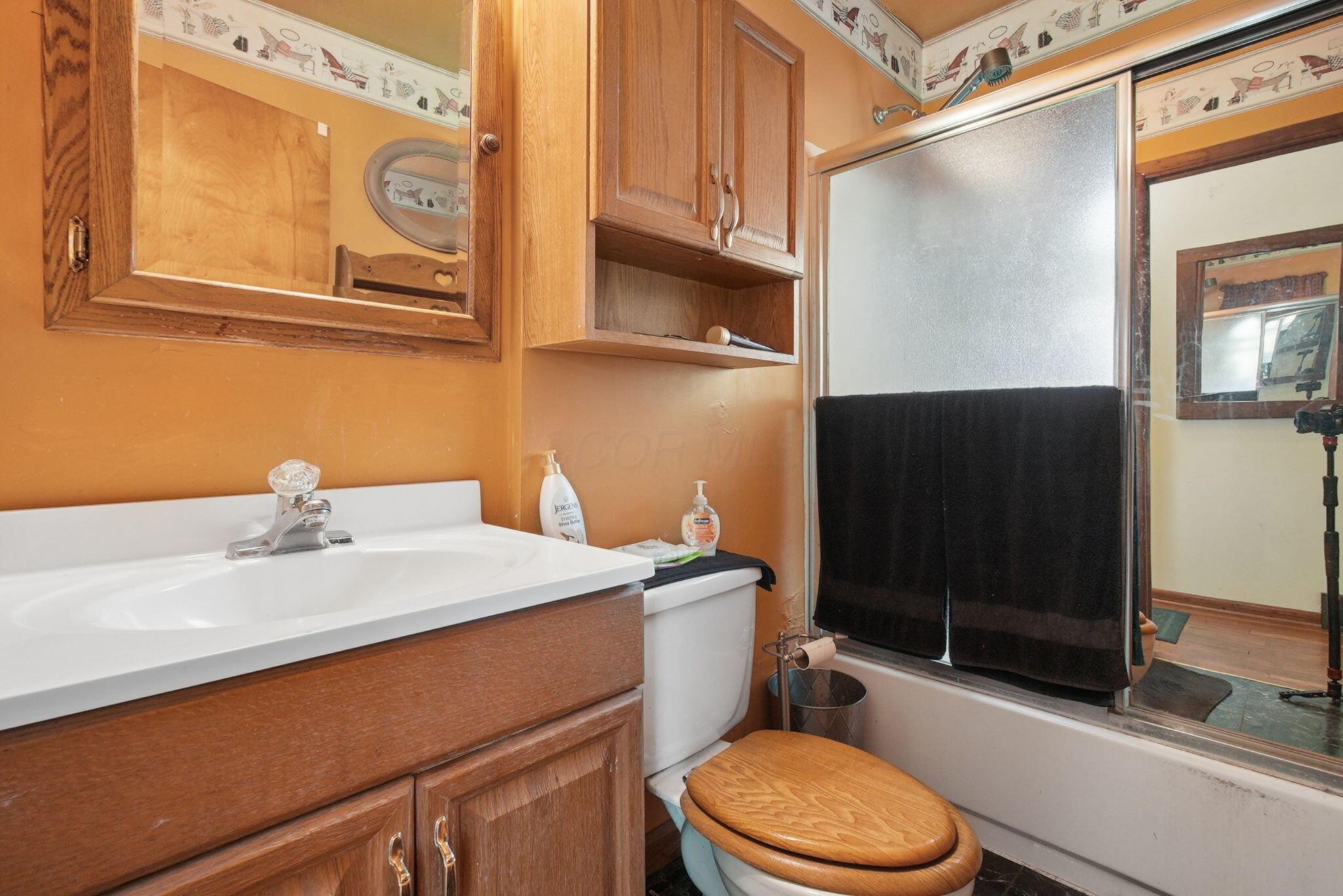1150 London Groveport Road Lockbourne, OH 43137 - Photo 21 of 46 17-web-or-mls-1150-london-groveport-rd