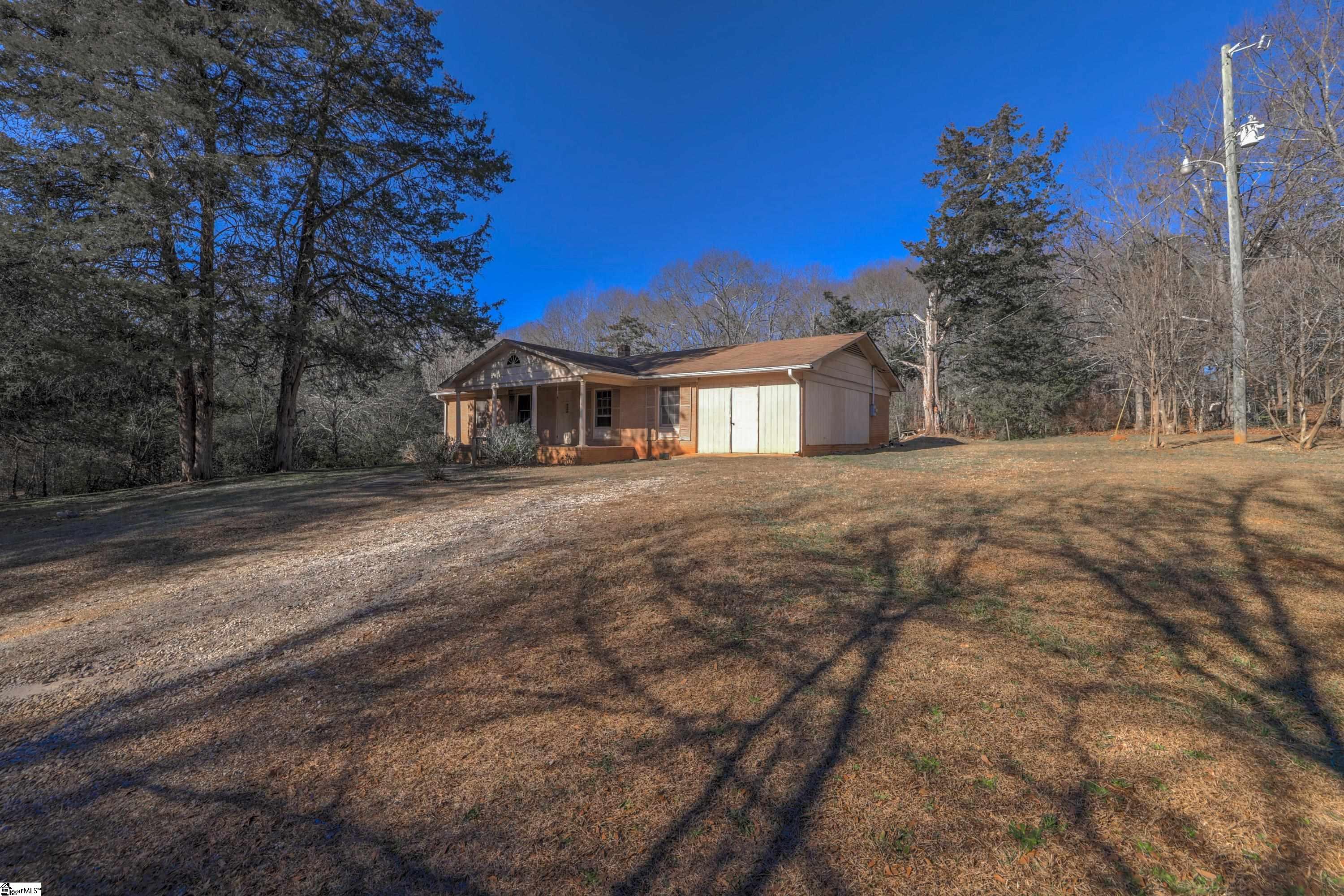 529 Miller Road Greenville, SC 29607 - Photo 1 of 23 Gallery Image 1