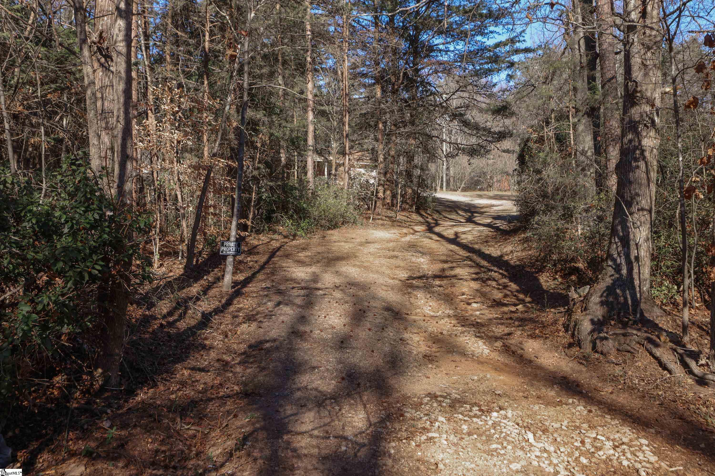 529 Miller Road Greenville, SC 29607 - Photo 9 of 23 Gallery Image 9