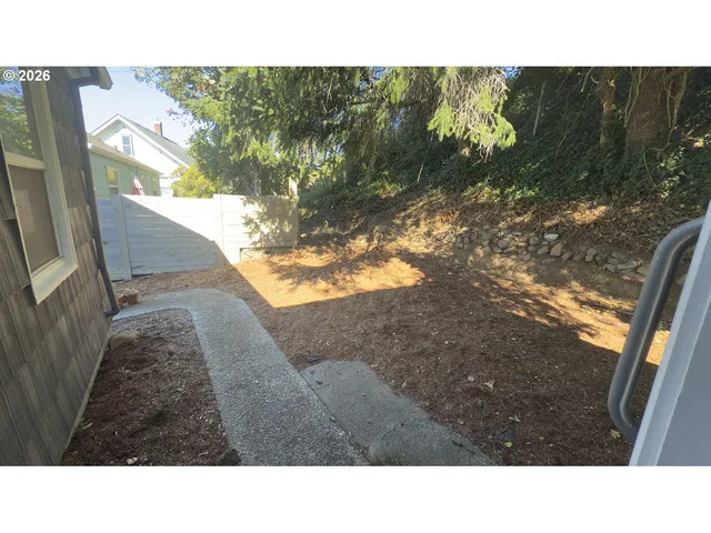 $455,000 | 627 West Marine Drive, Astoria, OR 97103