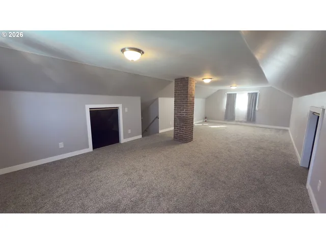 $455,000 | 627 West Marine Drive, Astoria, OR 97103