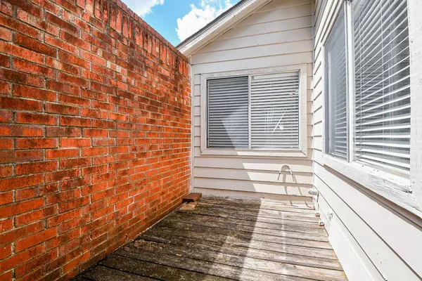 $1,700 | 7130 River Garden Drive, Houston, TX 77095