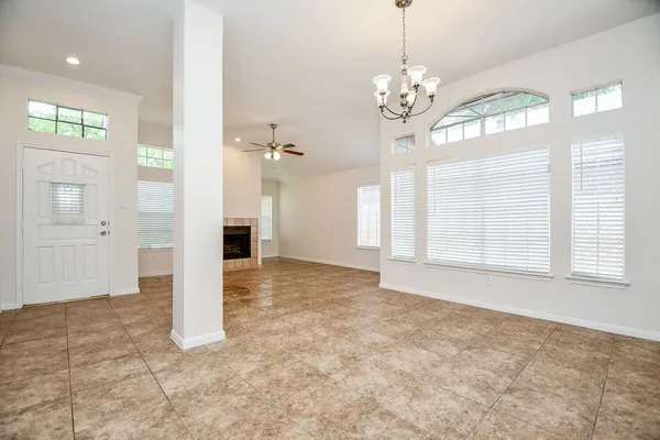 $1,700 | 7130 River Garden Drive, Houston, TX 77095