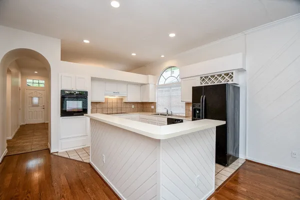 $1,700 | 7130 River Garden Drive, Houston, TX 77095