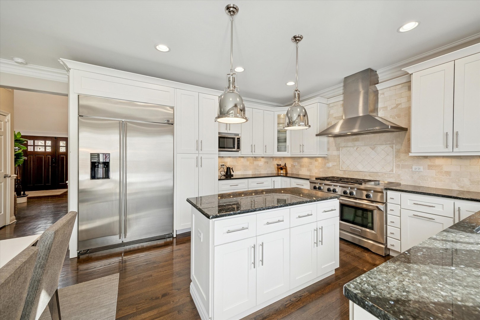 146 Walnut Street Elmhurst, IL 60126 - Photo 11 of 31