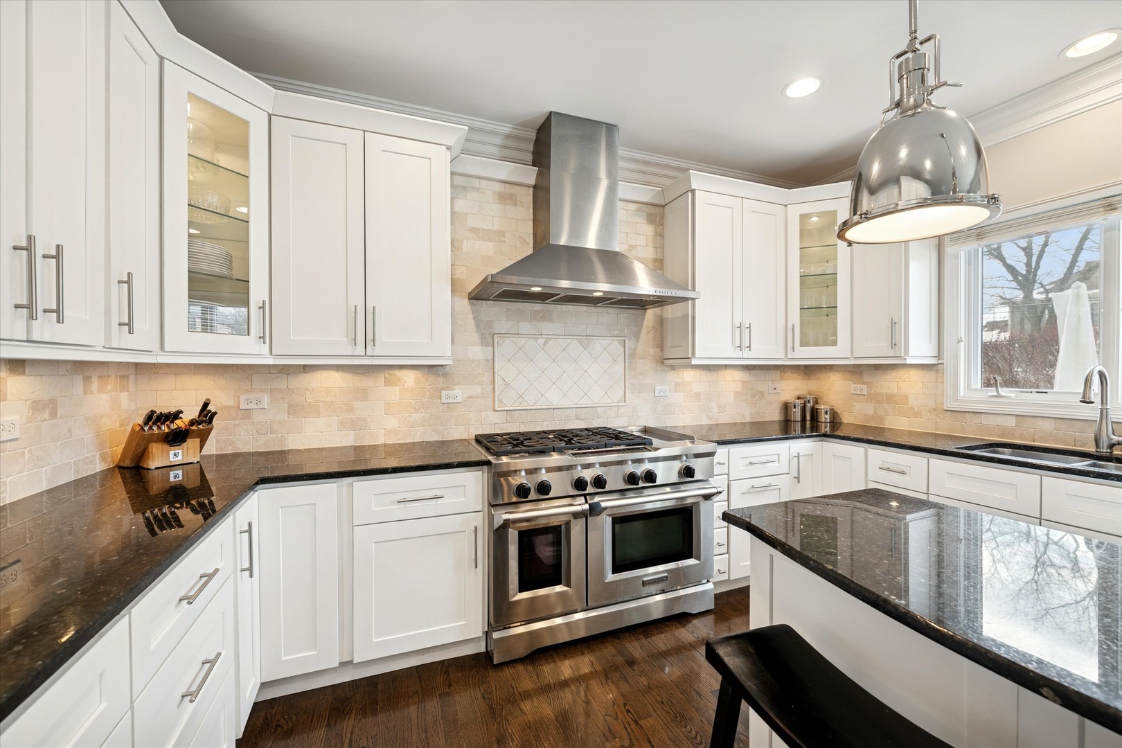 146 Walnut Street Elmhurst, IL 60126 - Photo 12 of 31