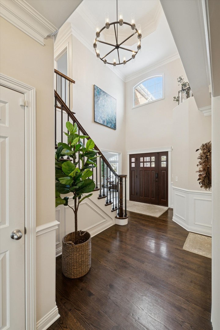 146 Walnut Street Elmhurst, IL 60126 - Photo 3 of 31