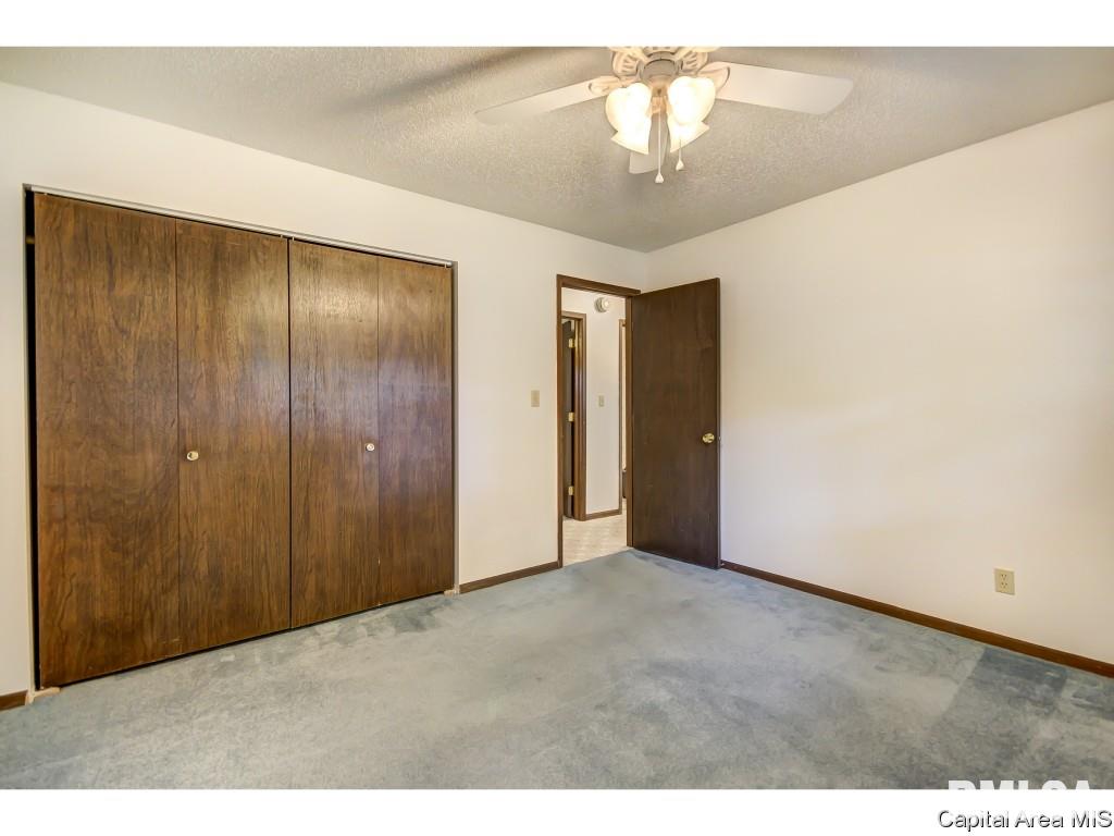 3029 Selkirk Road Springfield, IL 62702 - Photo 14 of 36