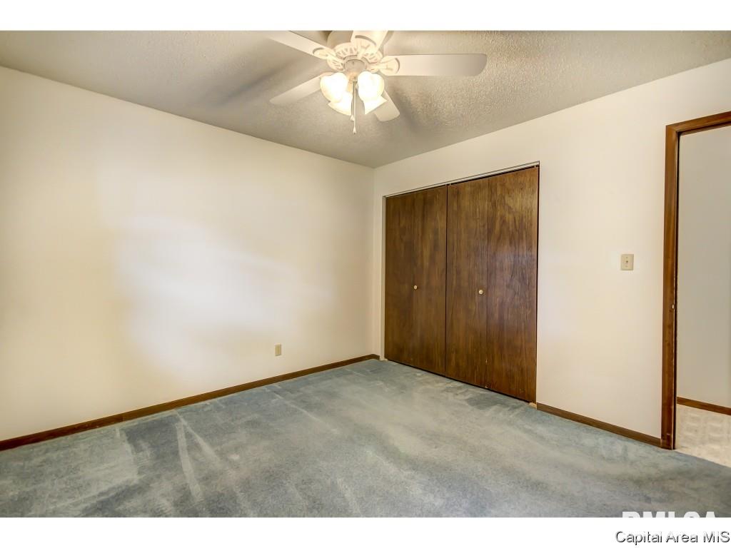 3029 Selkirk Road Springfield, IL 62702 - Photo 15 of 36