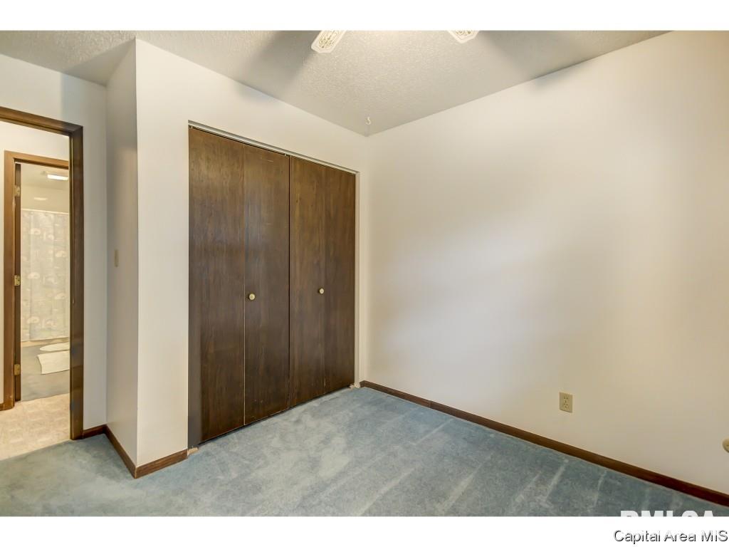 3029 Selkirk Road Springfield, IL 62702 - Photo 19 of 36