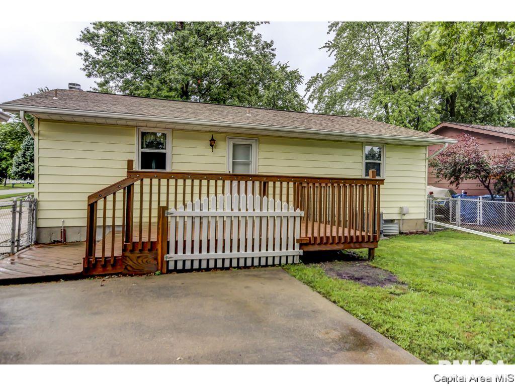 3029 Selkirk Road Springfield, IL 62702 - Photo 32 of 36