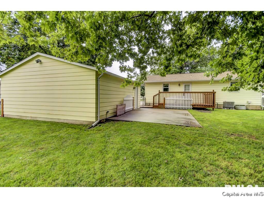 3029 Selkirk Road Springfield, IL 62702 - Photo 33 of 36