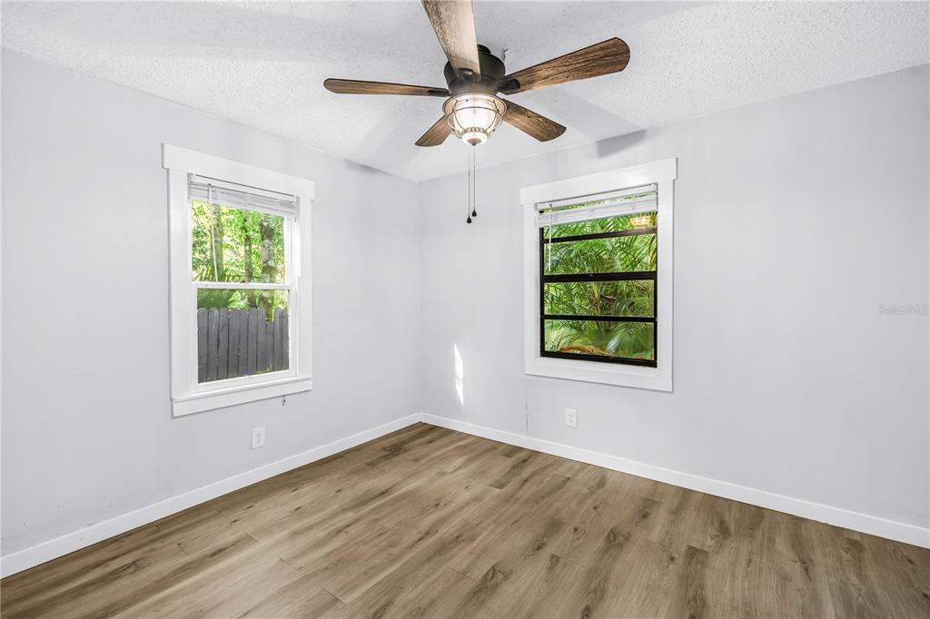 8911 Swaine Road Odessa, FL 33556 - Photo 12 of 23 Gallery Image 12