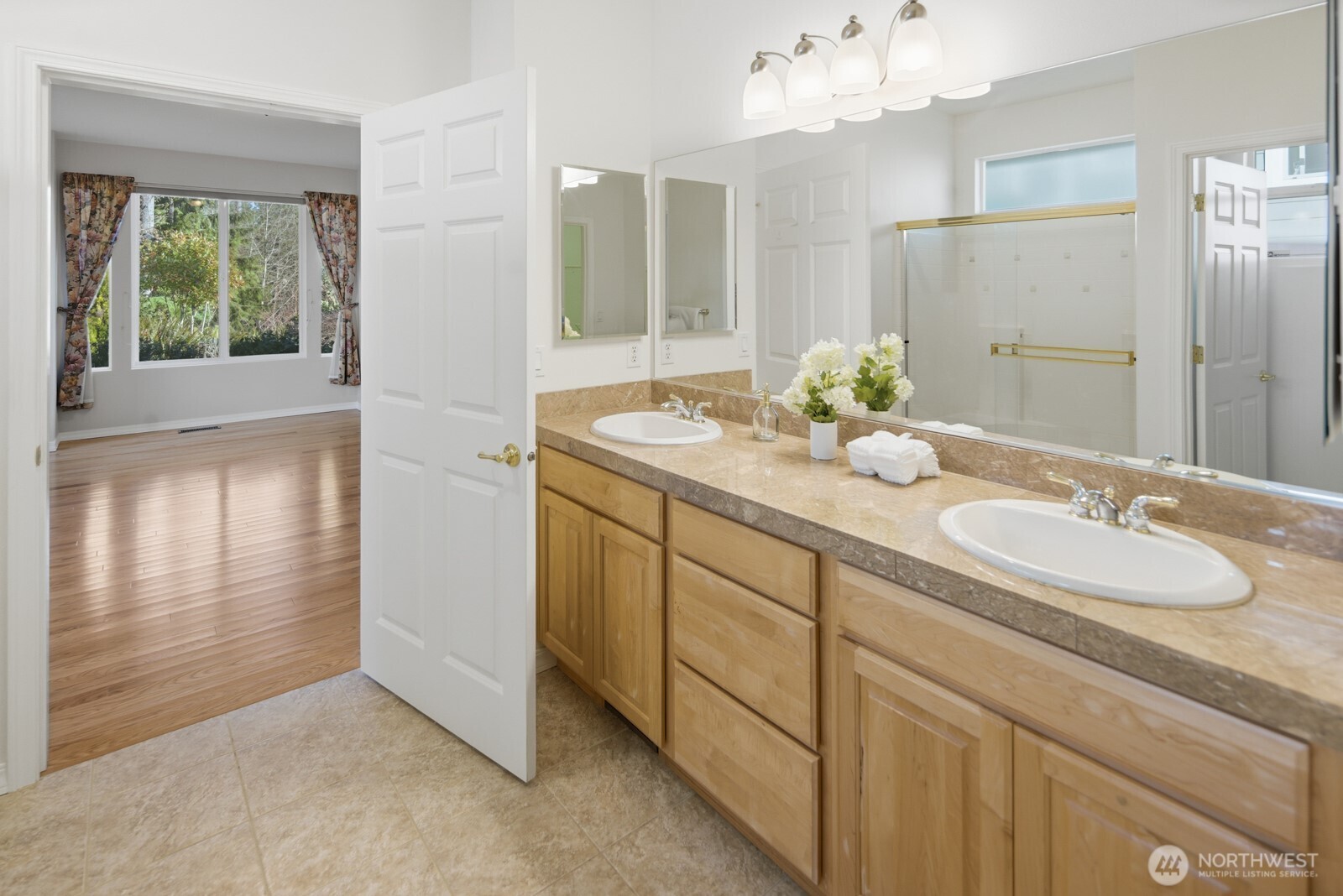 24036 Northeast Adair Road Redmond, WA 98053 - Photo 22 of 40