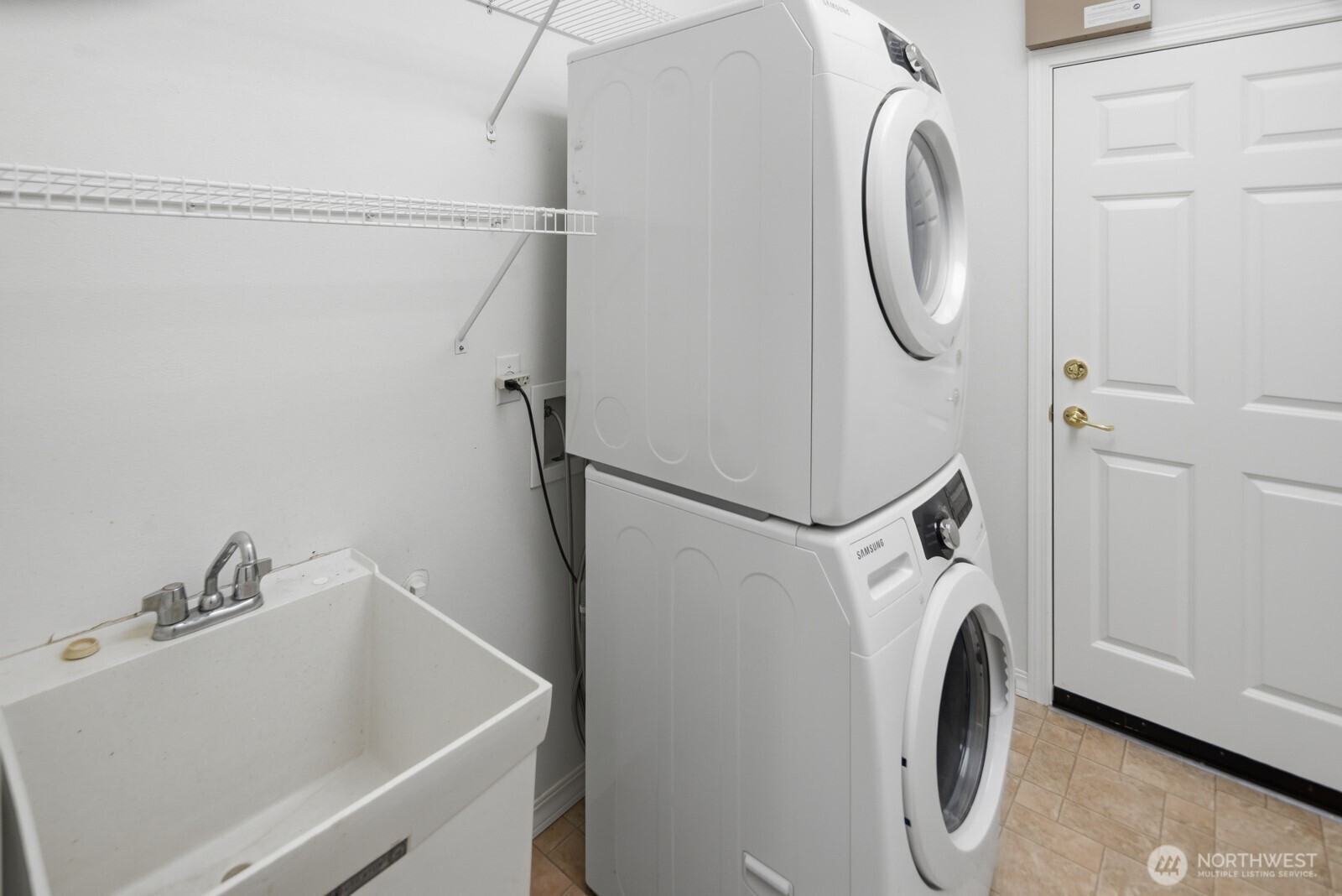 24036 Northeast Adair Road Redmond, WA 98053 - Photo 27 of 40