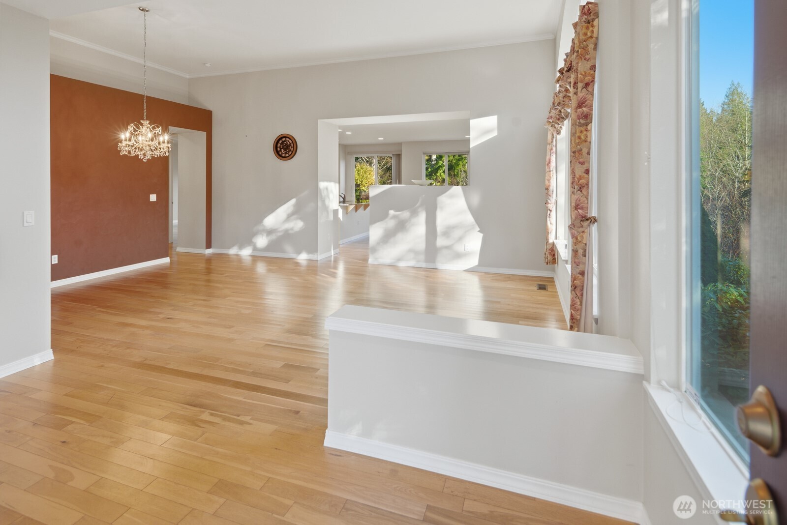 24036 Northeast Adair Road Redmond, WA 98053 - Photo 4 of 40