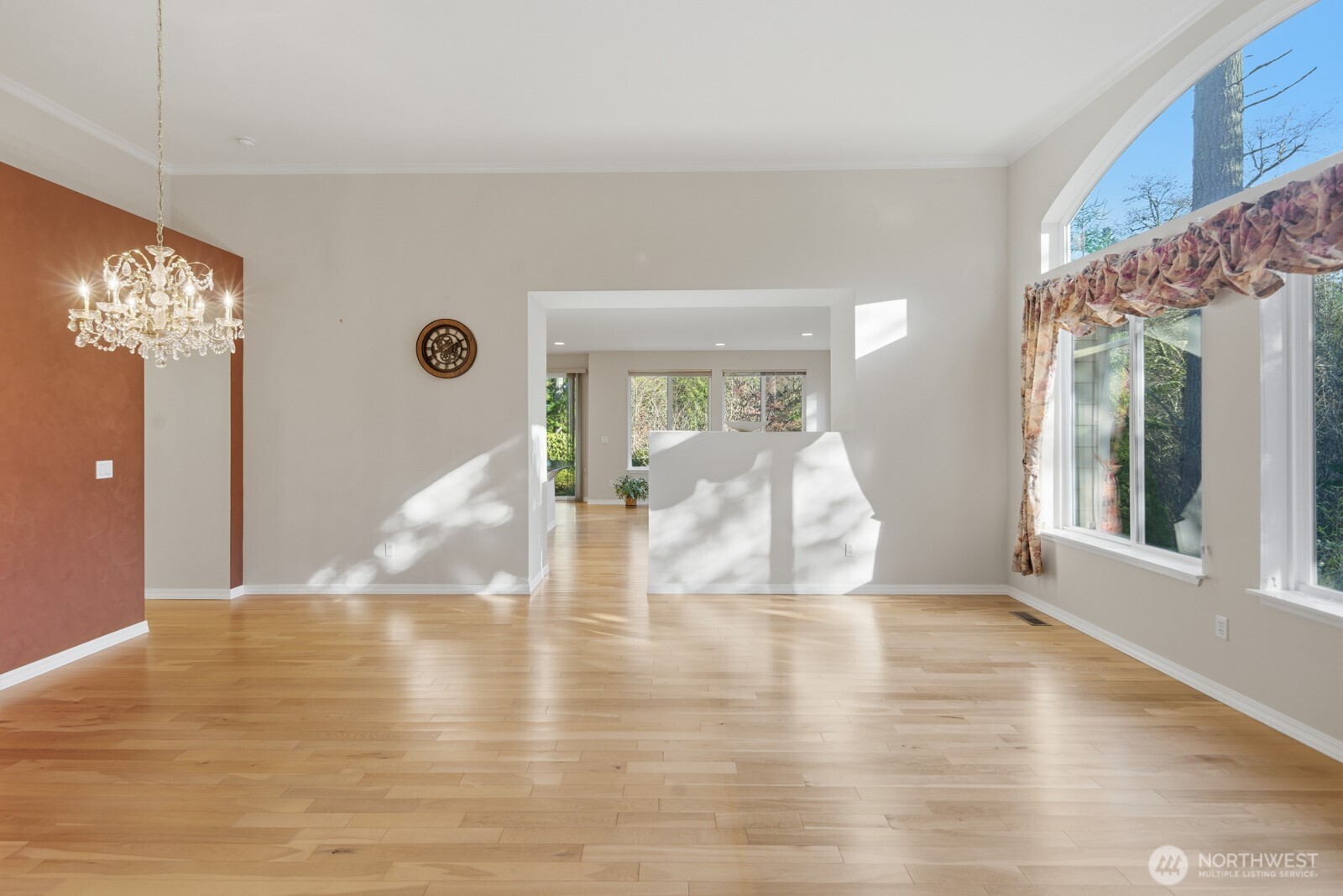 24036 Northeast Adair Road Redmond, WA 98053 - Photo 6 of 40