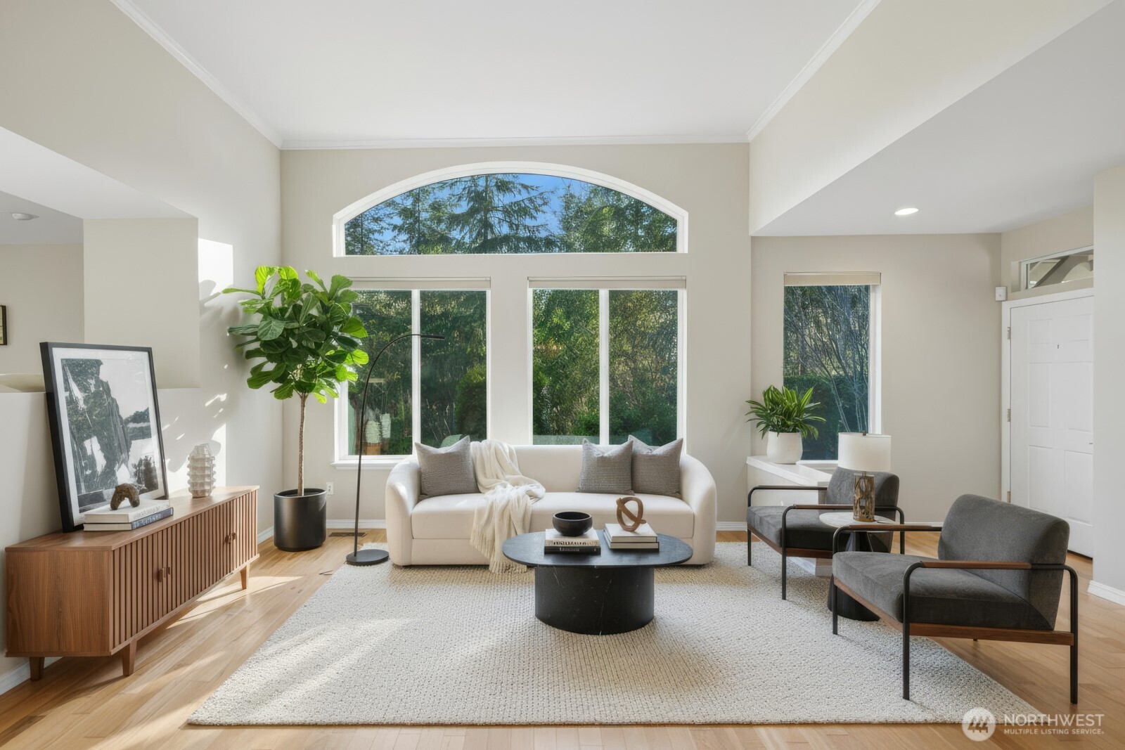 24036 Northeast Adair Road Redmond, WA 98053 - Photo 8 of 40