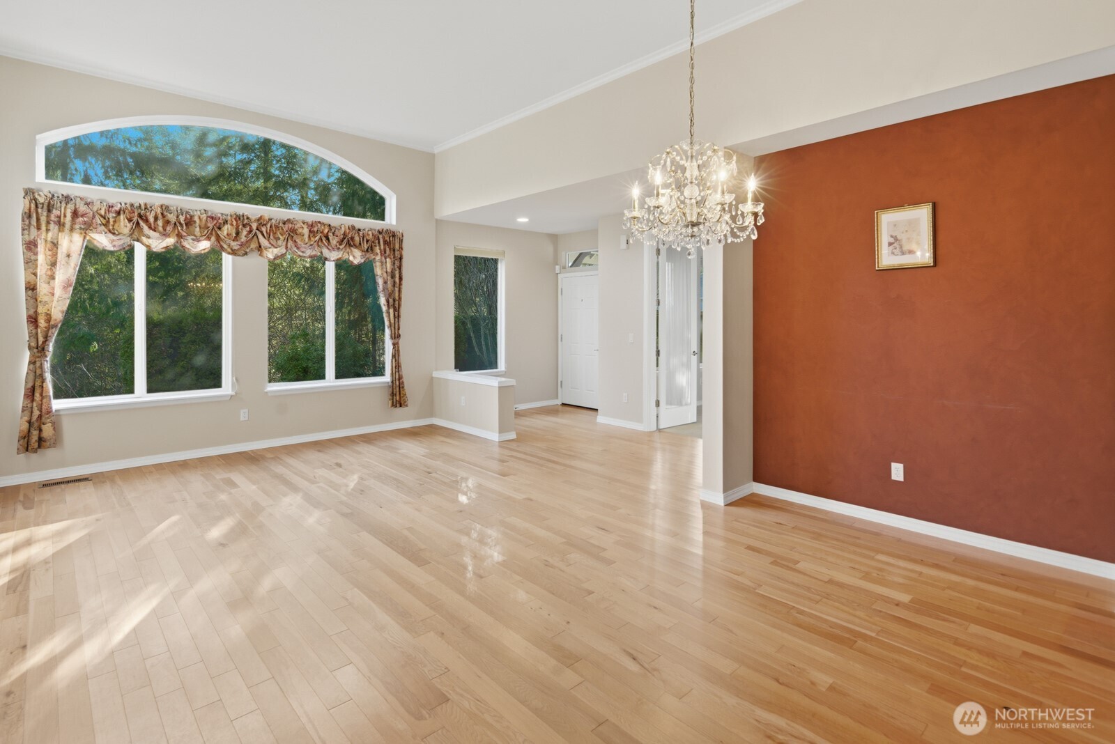 24036 Northeast Adair Road Redmond, WA 98053 - Photo 9 of 40