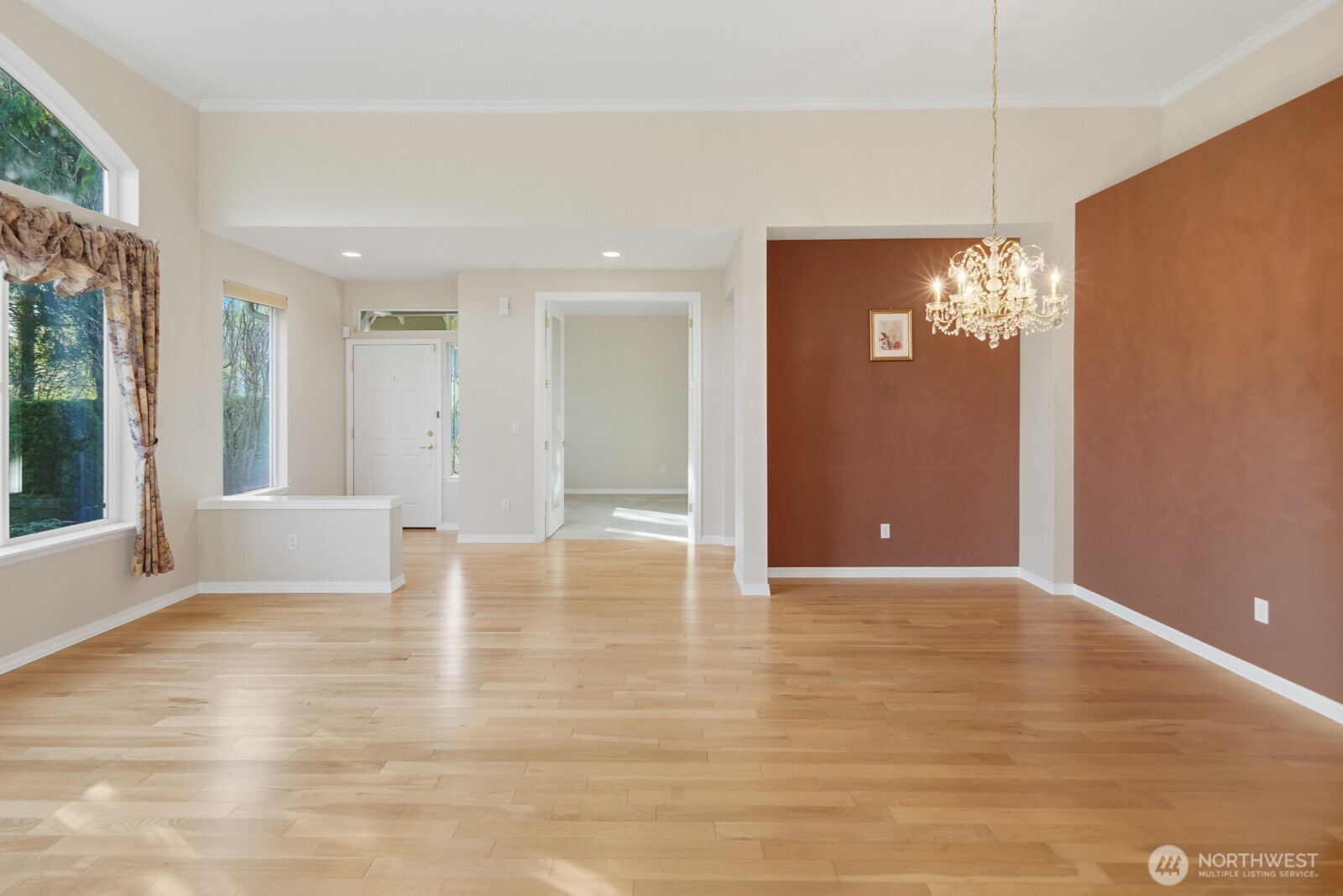 24036 Northeast Adair Road Redmond, WA 98053 - Photo 10 of 40