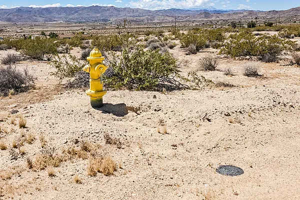 $62,500 | 142 Shifting Sands Drive, Joshua Tree, CA 92252