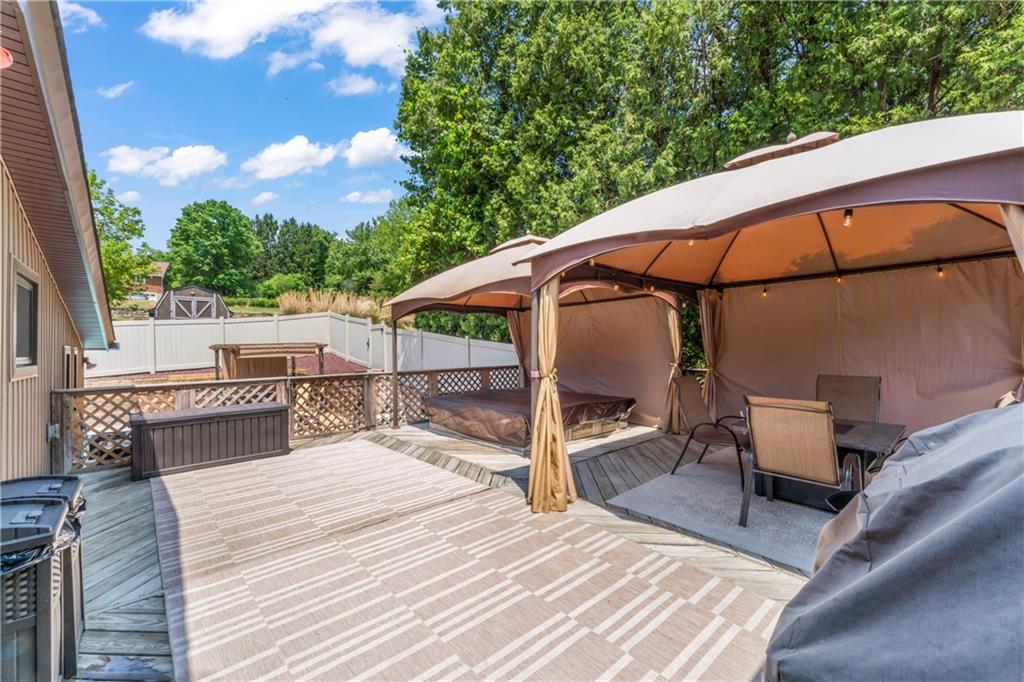 19 Ellen Drive McKees Rocks, PA 15136 - Photo 28 of 38 a house view with a seating space
