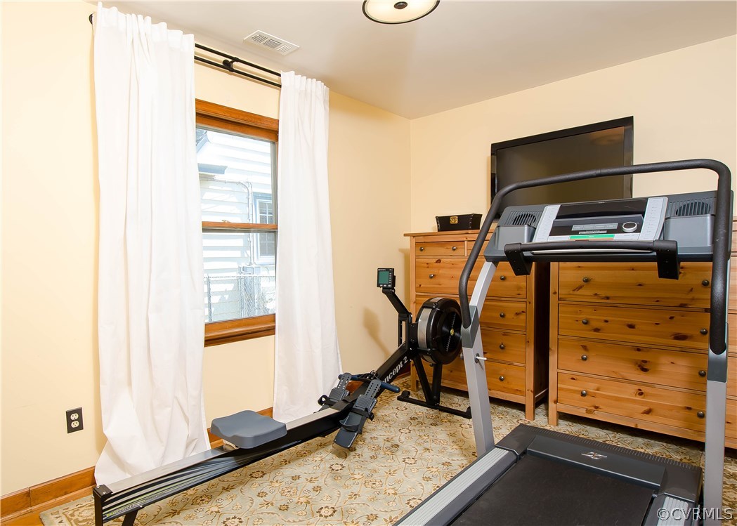 5013 Devonshire Road Richmond, VA 23225 - Photo 14 of 20 The third bedroom, currently used as a home gym, h