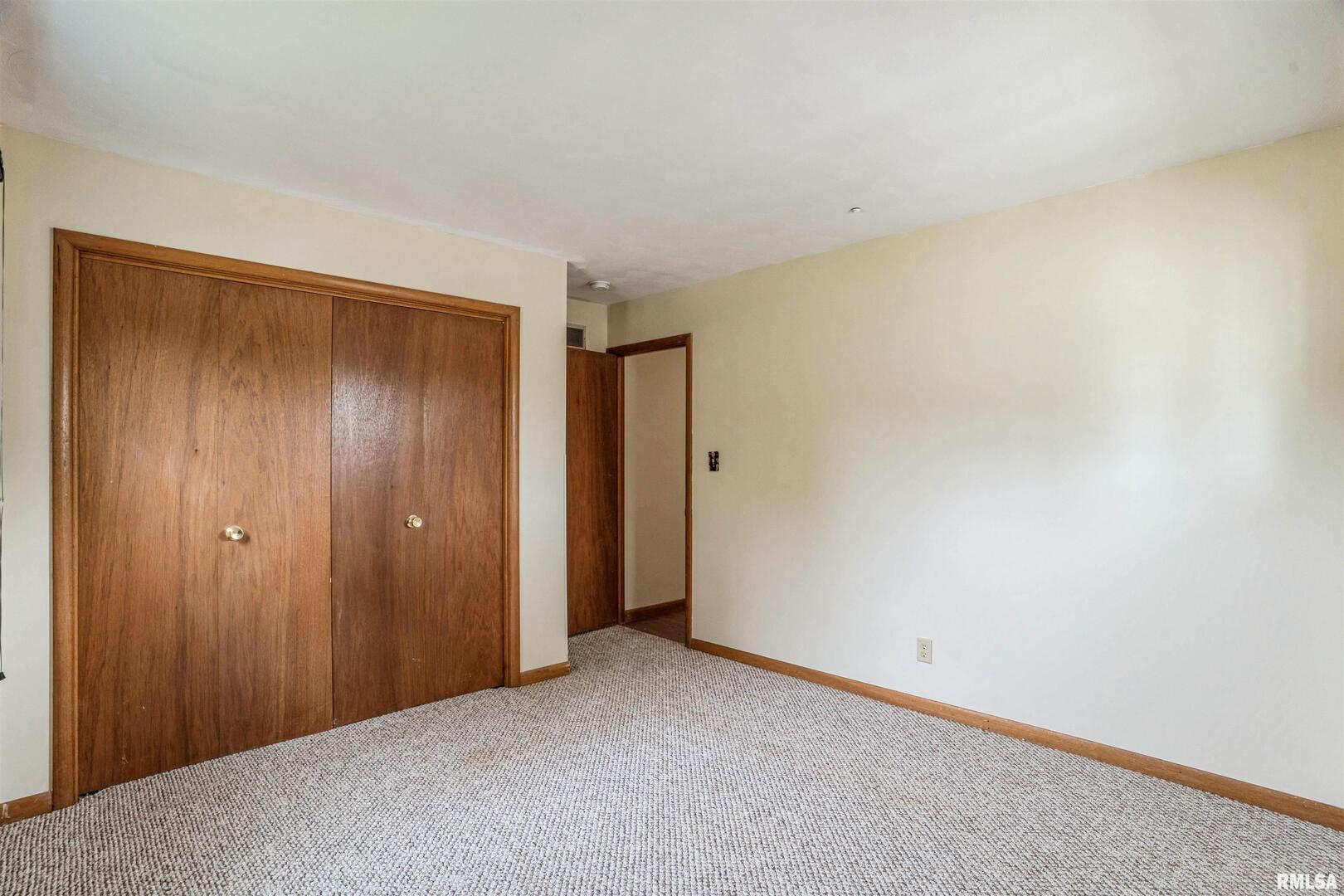 3403 4th Street East Moline, IL 61244 - Photo 12 of 27