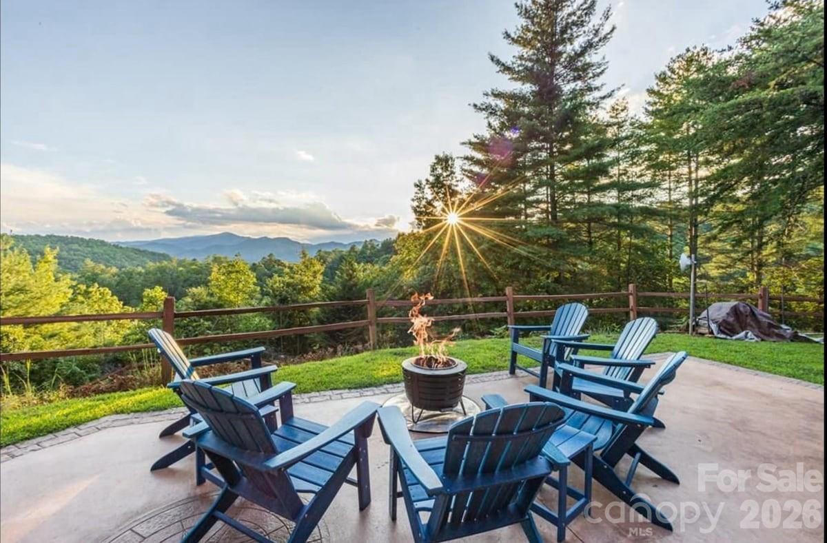 28 Nantahala Ridge Bryson City, NC 28713 - Photo 2 of 47 a view of a chairs and table in the patio