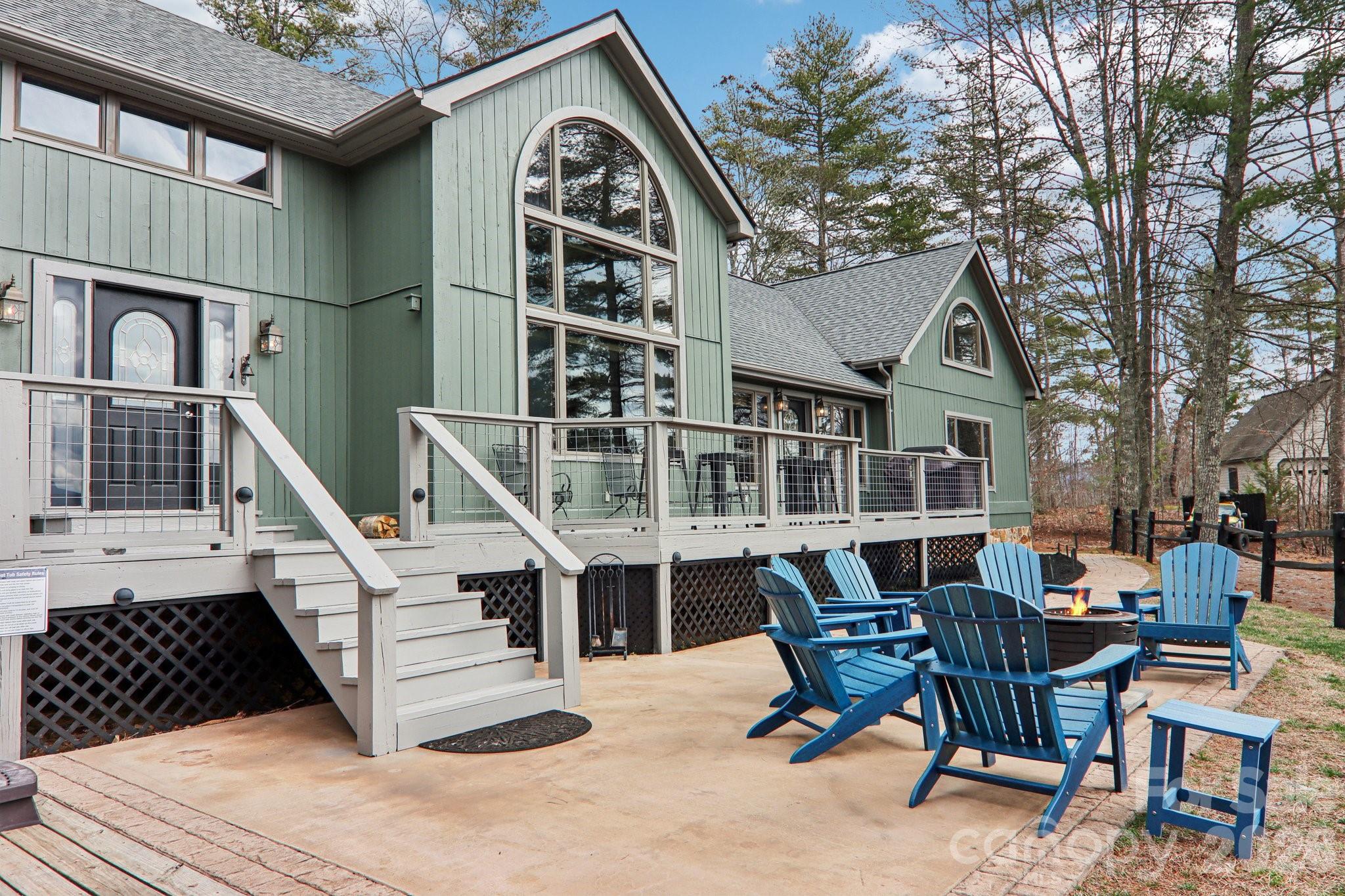 28 Nantahala Ridge Bryson City, NC 28713 - Photo 8 of 47 a view of house with outdoor seating space