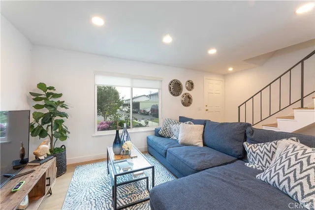 $719,900 | 16509 Caballero Lane, Unit 30B, Huntington Beach, CA 92649