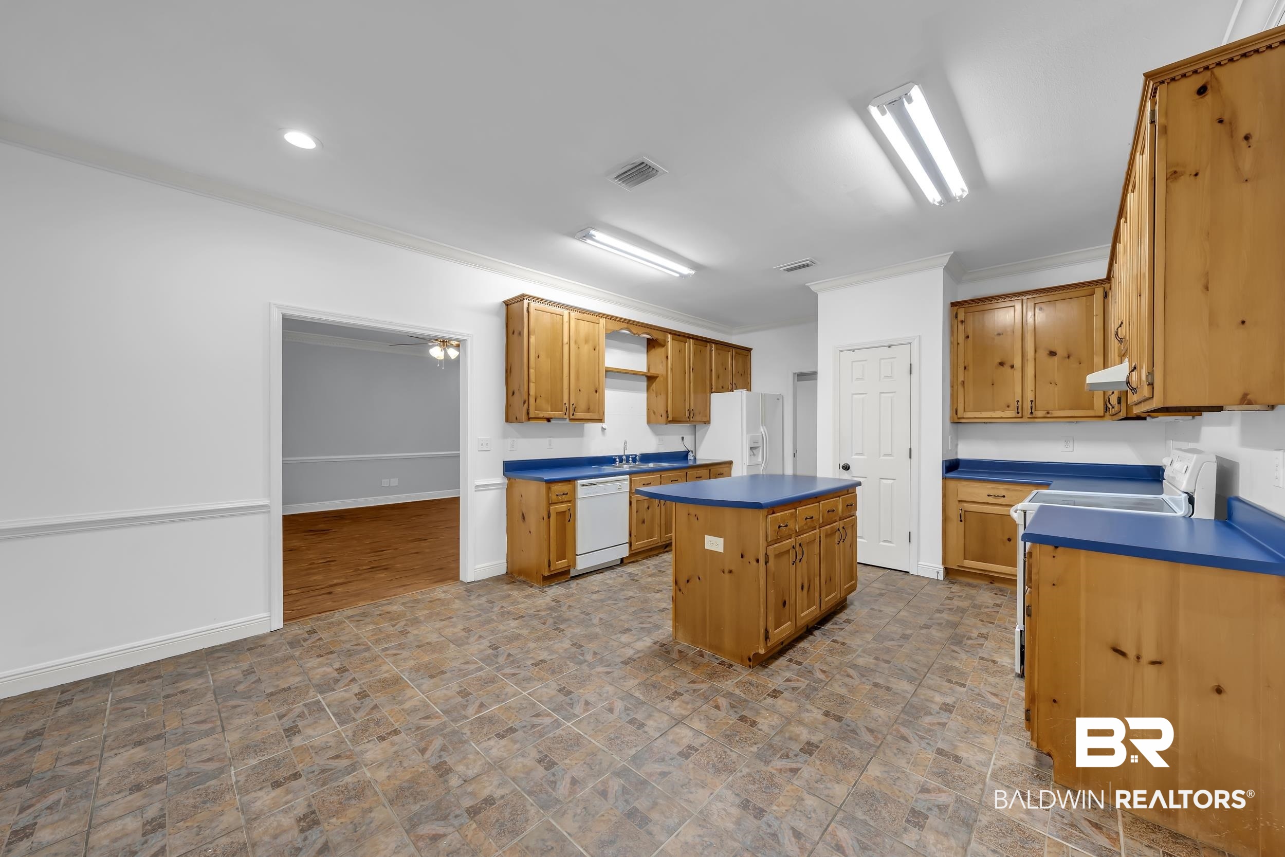 14960 Howells Ferry Road Wilmer, AL 36587 - Photo 9 of 22 Kitchen
