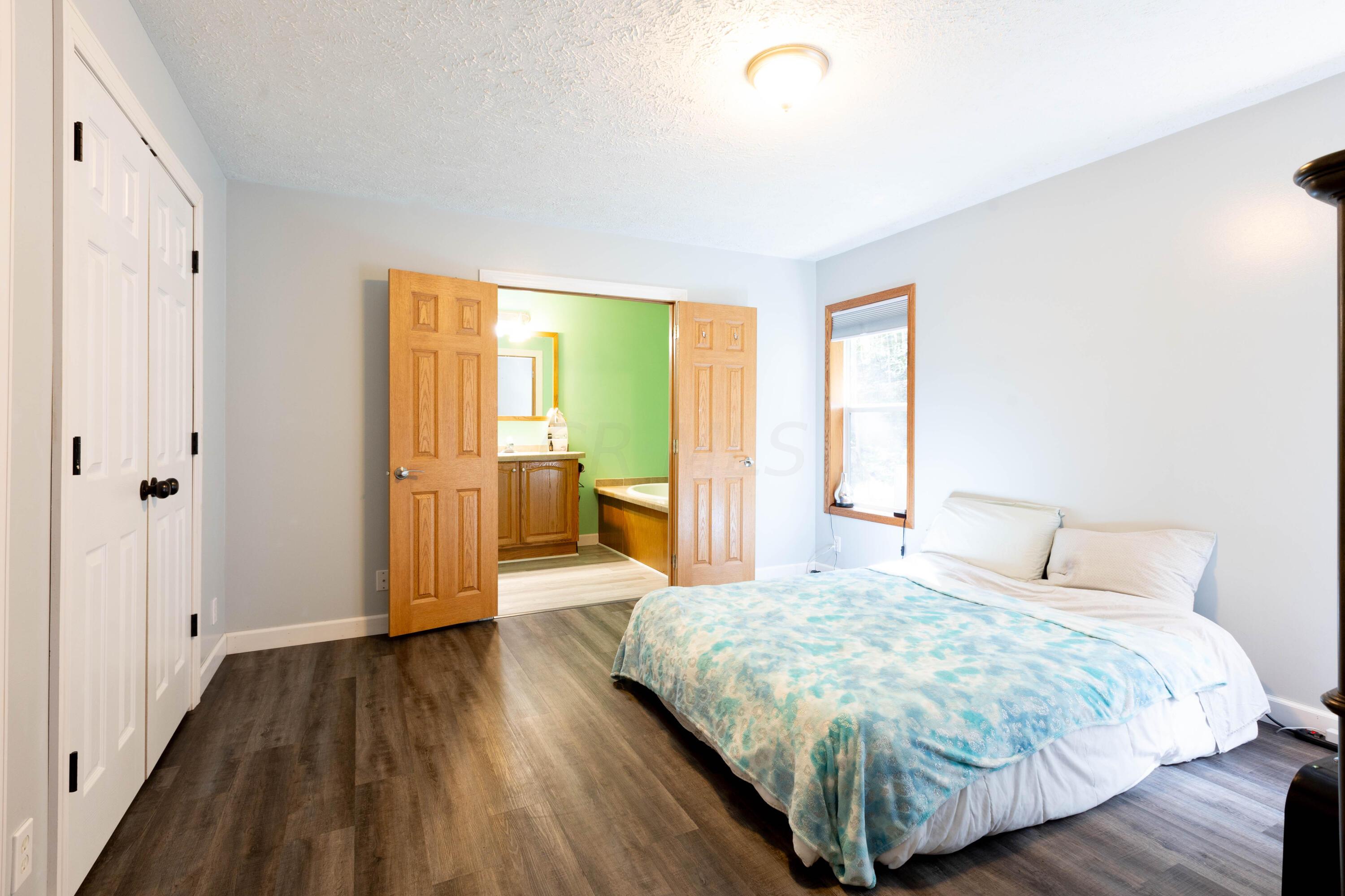 491 Limerick Road Jackson, OH 45640 - Photo 14 of 17 14. primary bedroom