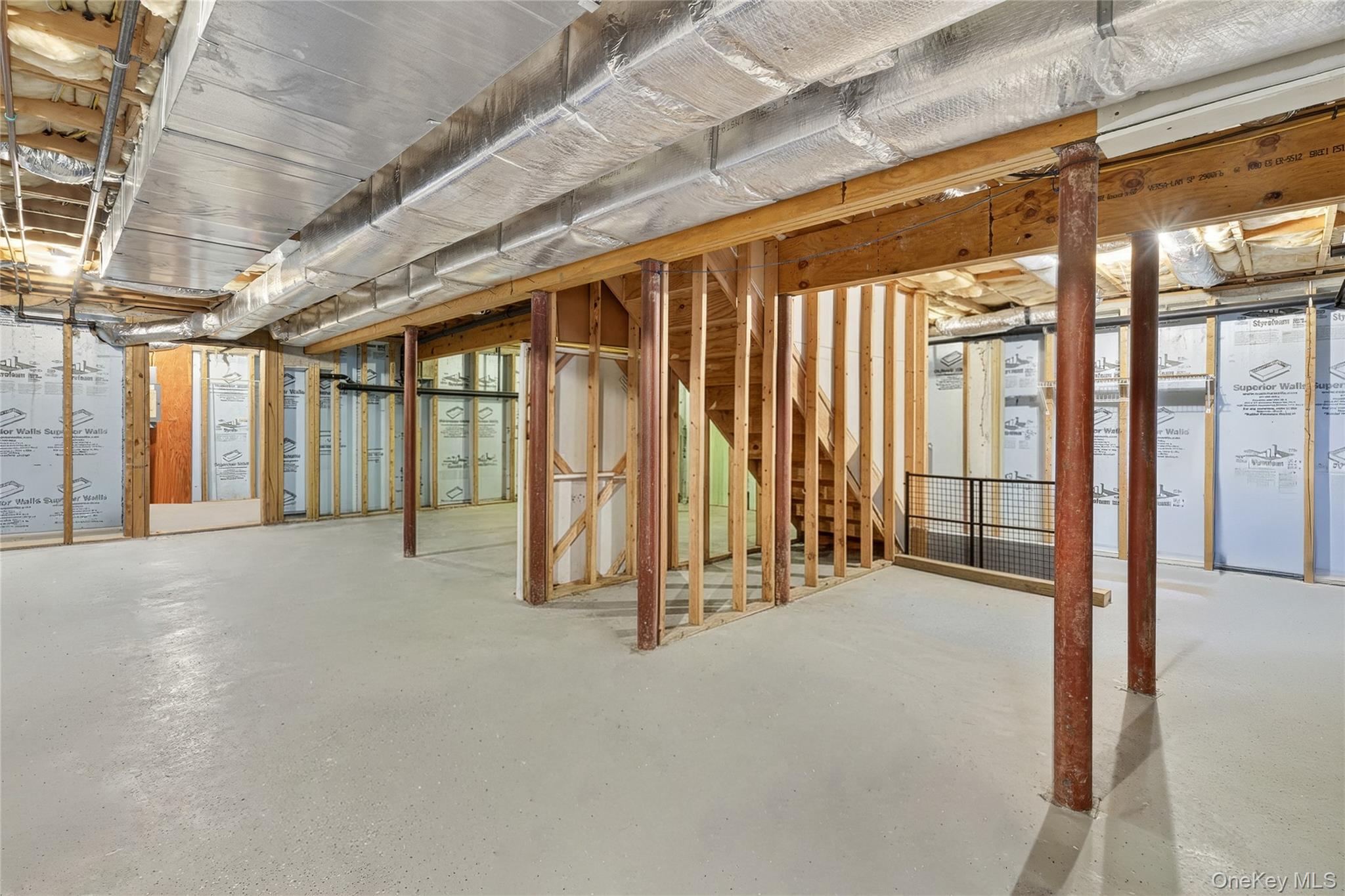 9 Exeter Circle Beacon, NY 12508 - Photo 29 of 41 a view of an empty room