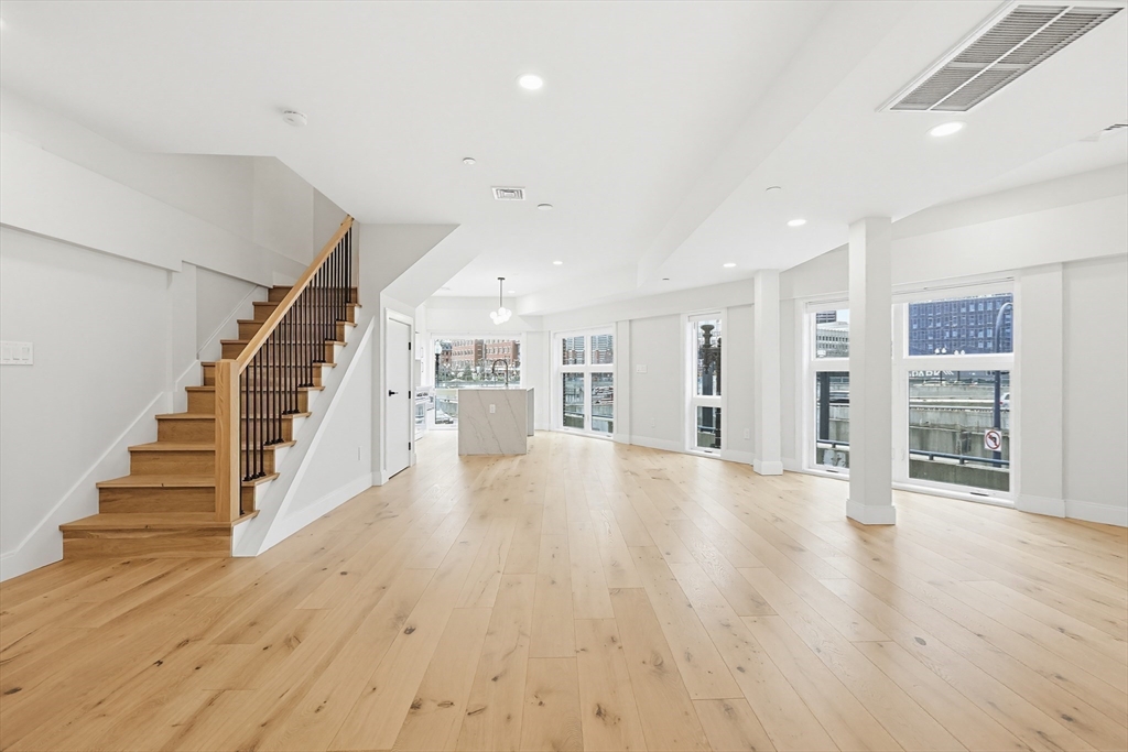 43 Stillman Street, Unit 1 Boston, MA 02113 - Photo 11 of 41